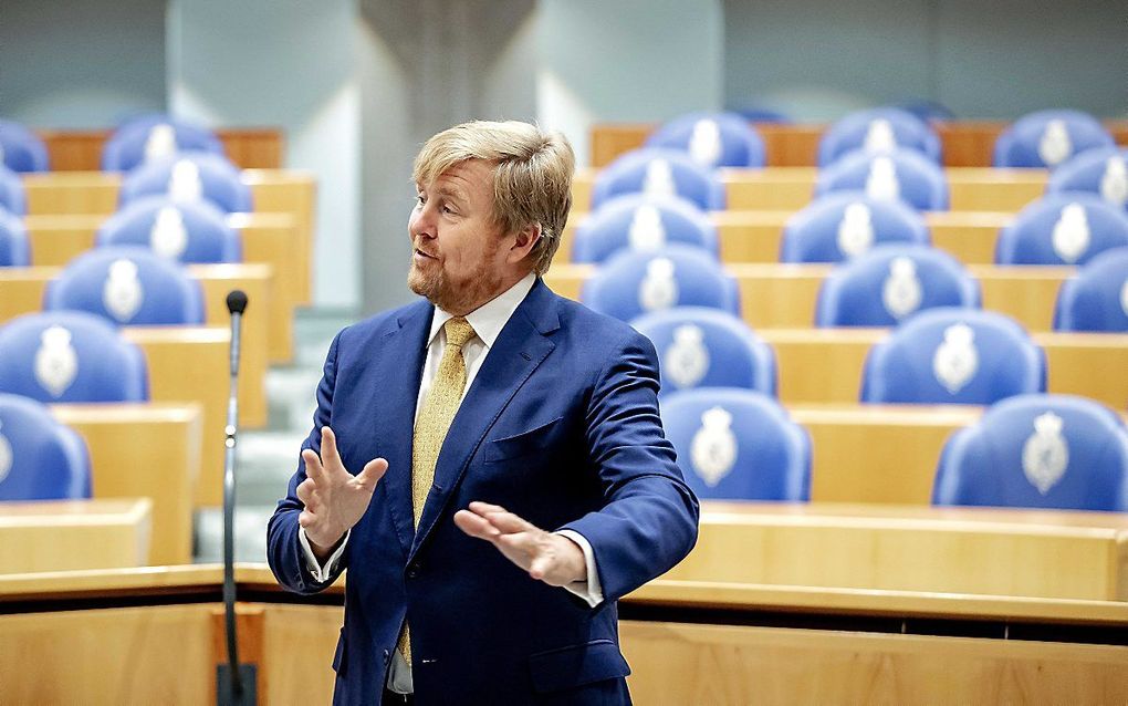 De koning kreeg maandag een rondleiding door het nieuwe gebouw van de Tweede Kamer in Den Haag. beeld ANP, Robin van Lonkhuijsen