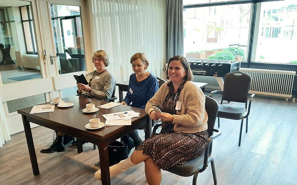 Vrouwen van predikanten uit de Gereformeerde Bond binnen de Protestantse Kerk (PKN) ontmoetten elkaar donderdag in Putten. beeld Gertrude de Wildt-Brouwer