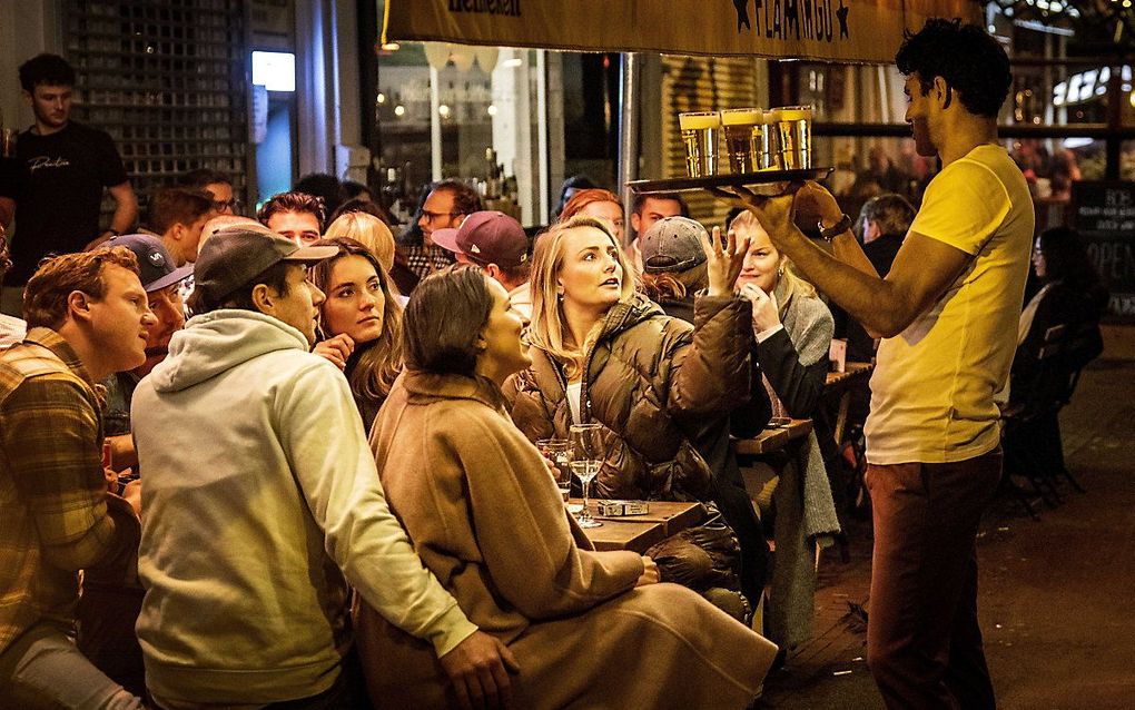 Terras in Amsterdam. beeld ANP, Ramon van Flymen