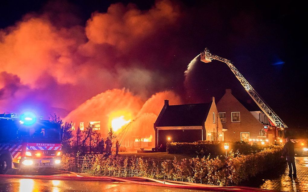 Een van de branden op de boerderij in Werkhoven, in 2018. beeld Koen Laureij