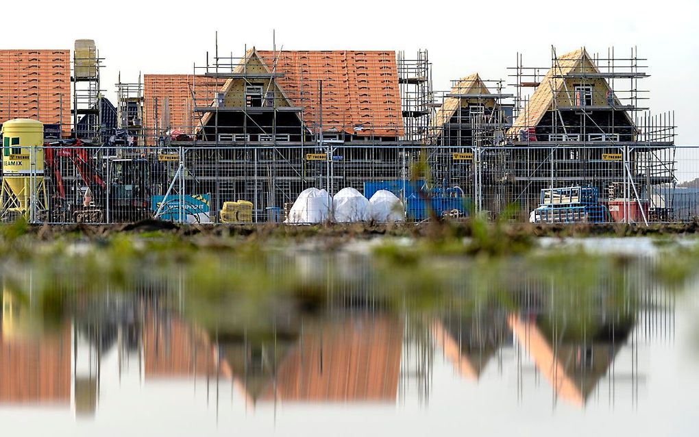 Hoef en Haag, een dorp in aanbouw aan de Lek bij Vianen. beeld ANP, Sander Koning