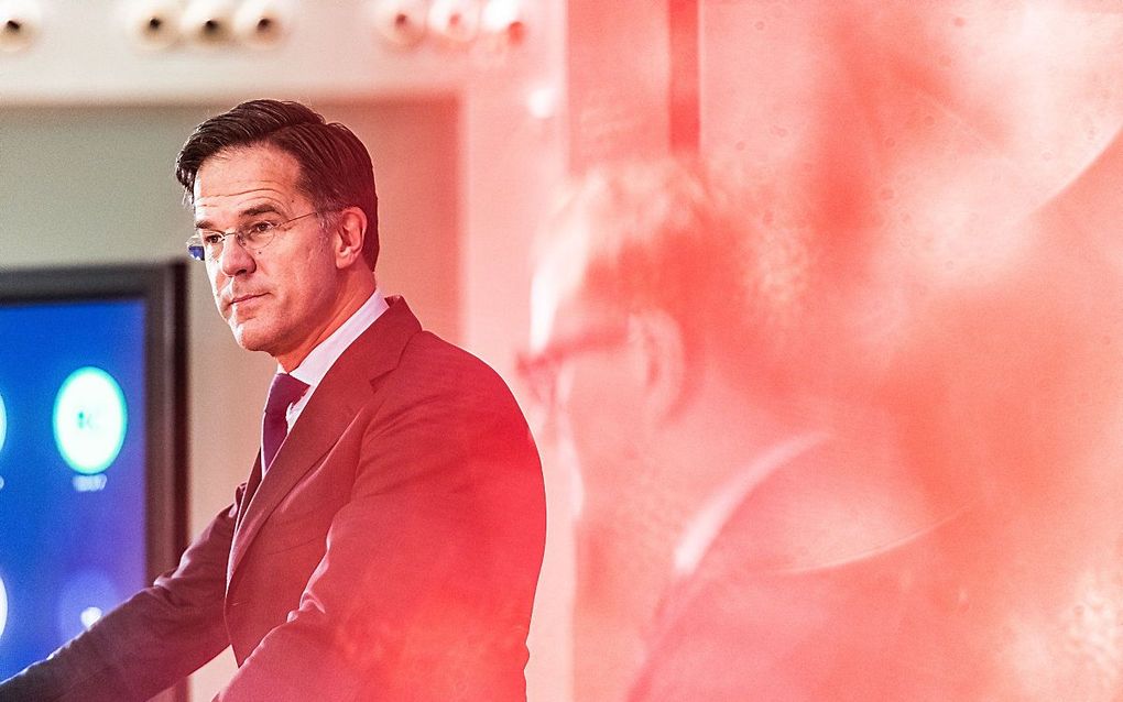 Premier Rutte tijdens een persconferentie in Brussel. beeld ANP, Jonas Roosens