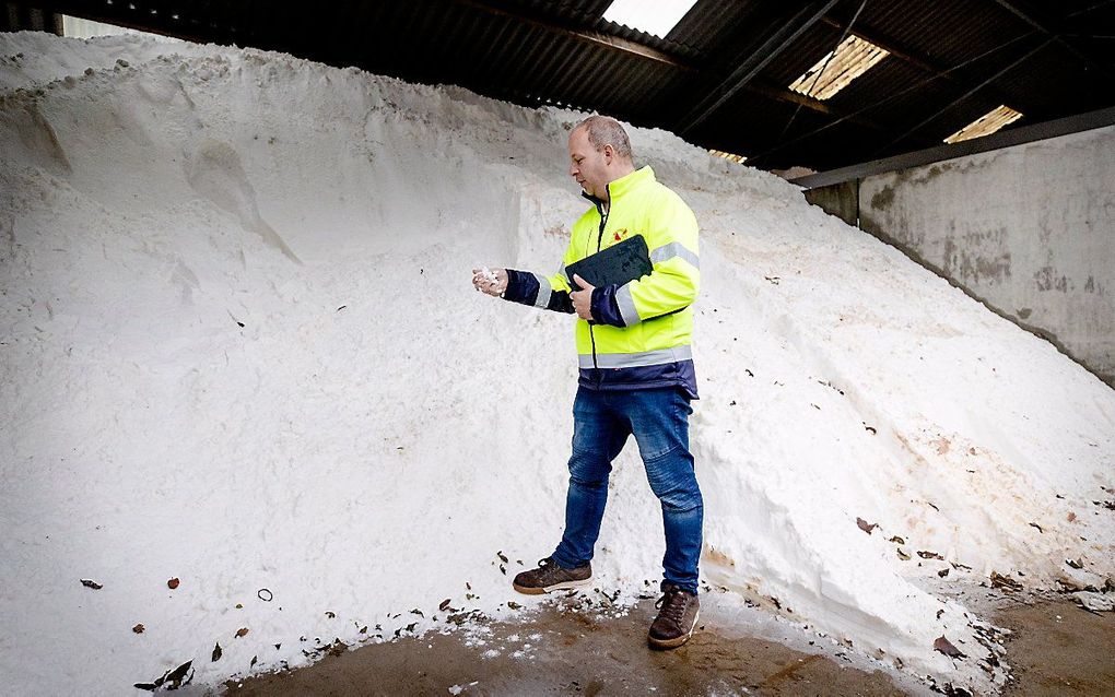 Een lading strooizout in een opslag van de gemeente Utrecht. beeld ANP, Sem van der Wal