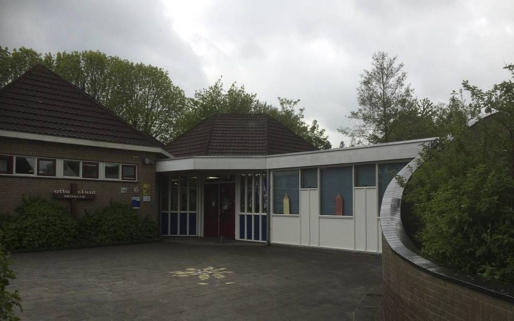 BOKSUM. Een kleine school in het Friese plaatsje Boksum. beeld Omroep Friesland