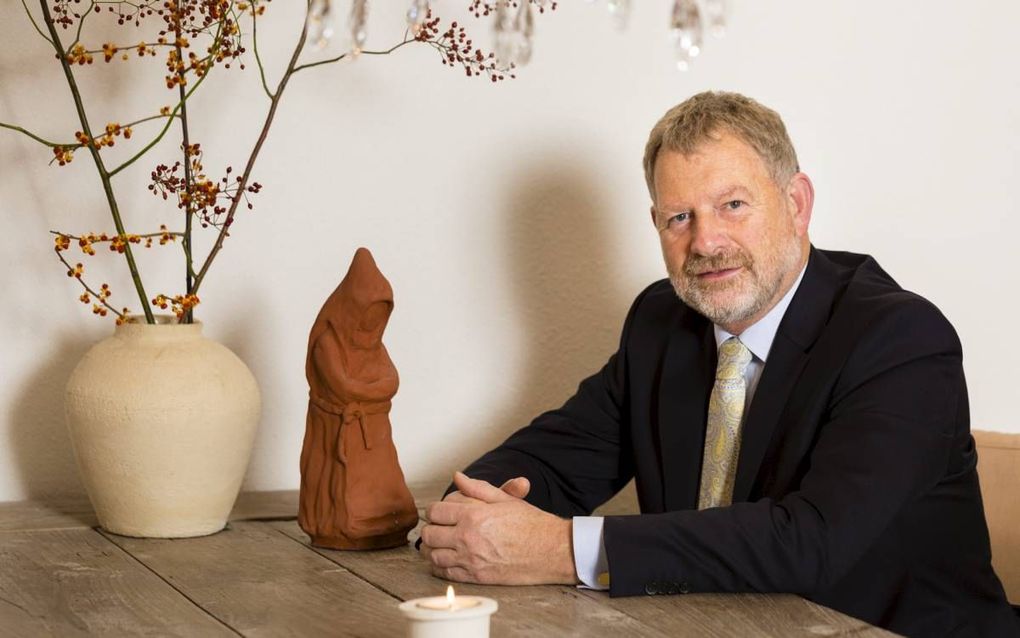 Dr. Tom van de Belt schreef een boek over christelijk leiderschap volgens de Regel van Benedictus. beeld André Dorst