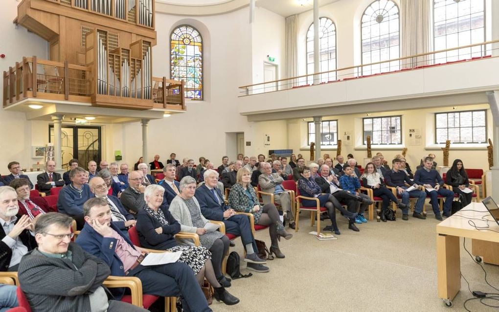 Het afscheidssymposium voor dr. Jan Luth werd gehouden in de Doopsgezinde kerk te Groningen. beeld Sjaak Verboom