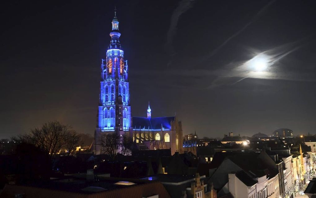 „De intensiteit en kleur van het licht kunnen zich aanpassen aan grote evenementen in de binnenstad.” beeld Erald van der Aa