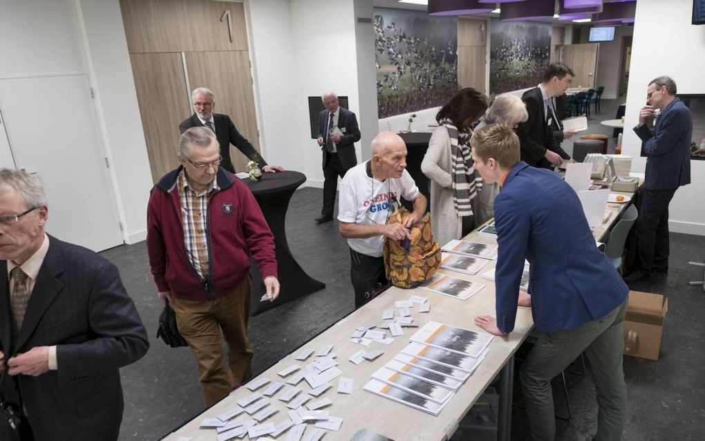 NIJKERK. ”God waar bent U?”, was gisteren het thema van het predikantensymposium van stichting SDOK, vrijdag in Nijkerk. beeld Niek Stam