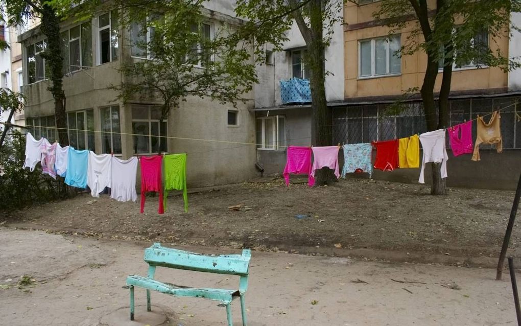 De sovjetflats in Moldavië staan model voor de mistroostigheid van het land. beeld iStock