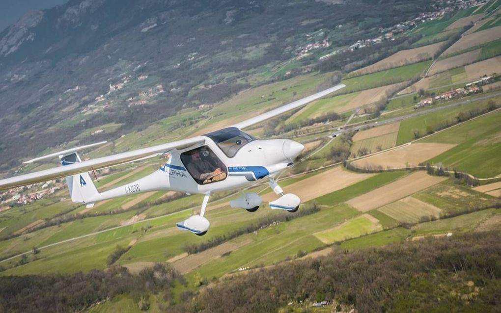 De volledig elektrische Alpha Electro kan een uur in de lucht blijven. beeld Pipistrel