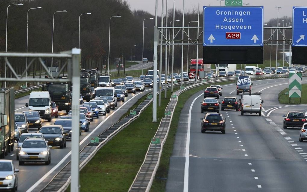 Staphorst staat in de top drie van dorpen met de meeste dodelijke verkeersslachtoffers. De A28 is een belangrijke verkeersader die dwars door het dorp loopt. Van de vijfentwintig verkeersdoden, vielen er tien op deze snelweg. beeld Wilbert Bijzitter