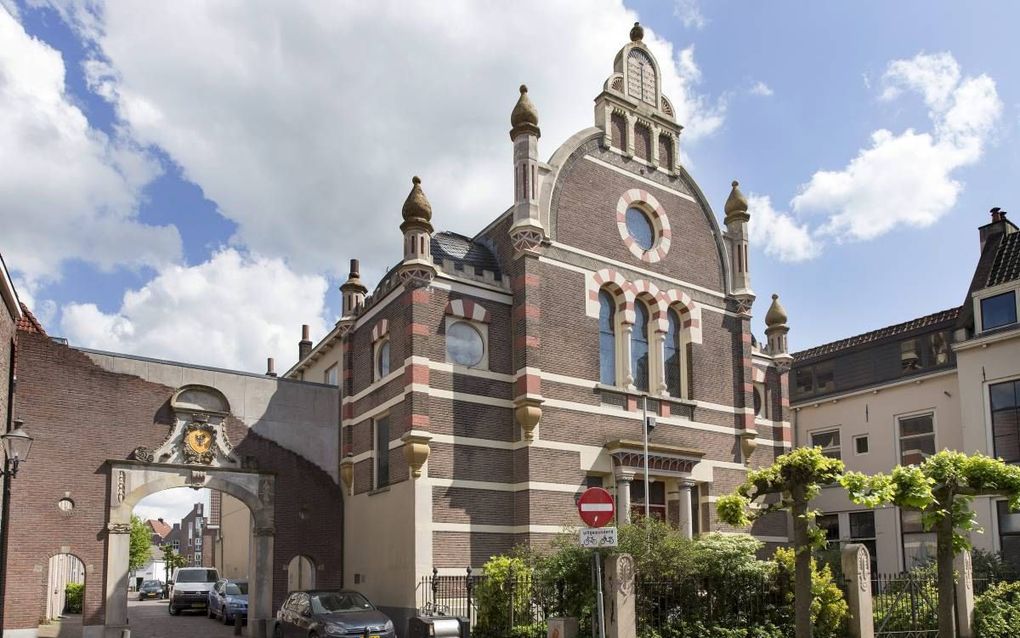 De synagoge aan de Golstraat in Deventer. Het pand is verkocht aan een ondernemer die er een horecagelegenheid van wil maken. beeld RD, Henk Visscher