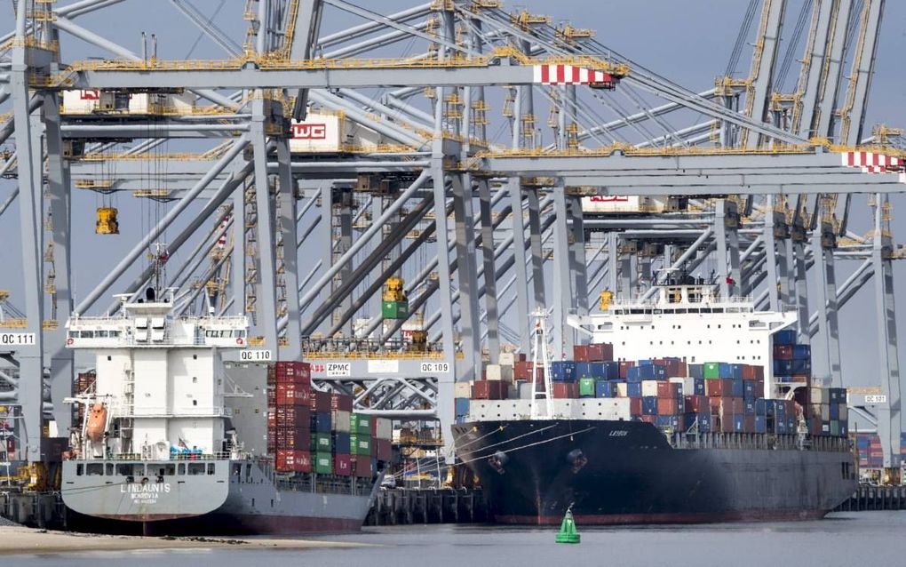 „Van alle cocaïne die bestemd is voor de Europese markt komt 25 tot 50 procent binnen via de haven van Rotterdam.” beeld ANP, Jerry Lampen
