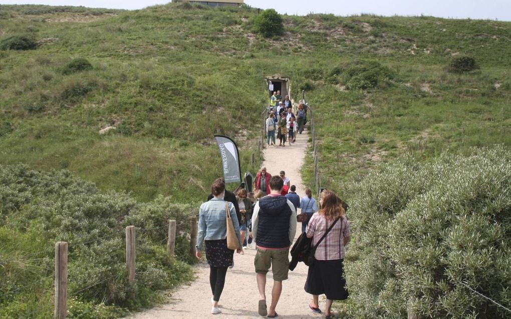 Onder meer in Noordwijk was er zaterdag veel belangstelling voor bunkers van de Atlantikwall. De landelijke Bunkerdag trok zaterdag ongeveer 19.000 mensen. beeld André Bijl