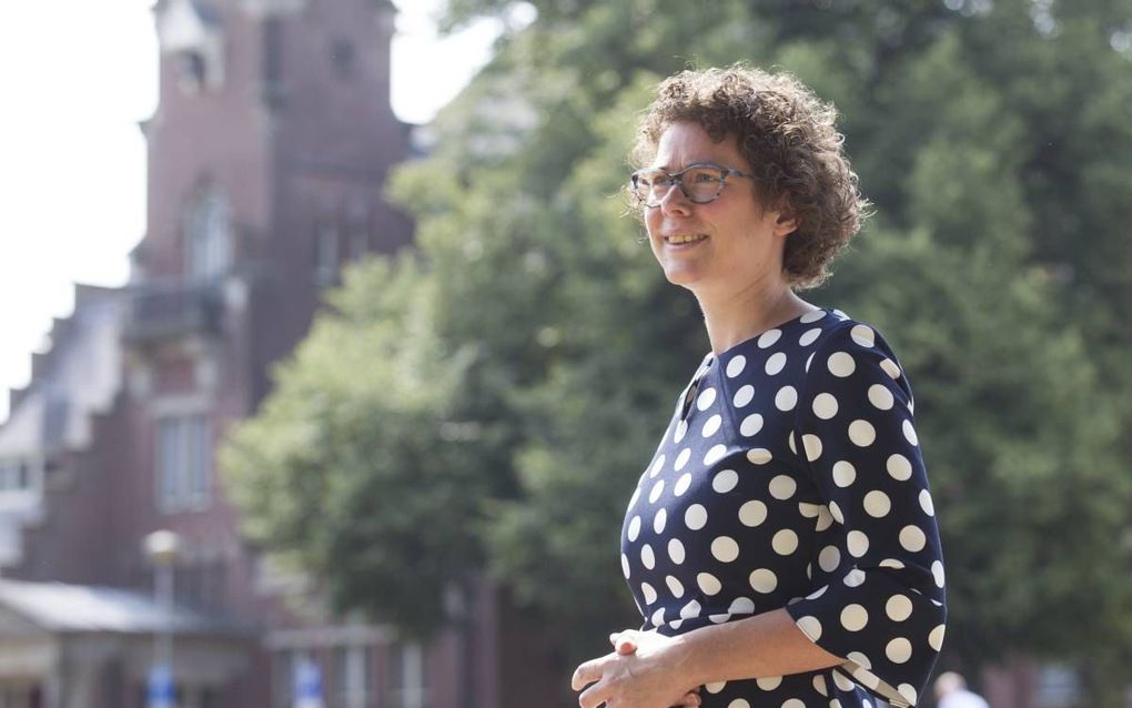 Elena Thomson-Dorst: „Mijn donor en ik onderhouden nog steeds een briefwisseling. Anoniem, in geopende enveloppen.” beeld RD, Anton Dommerholt