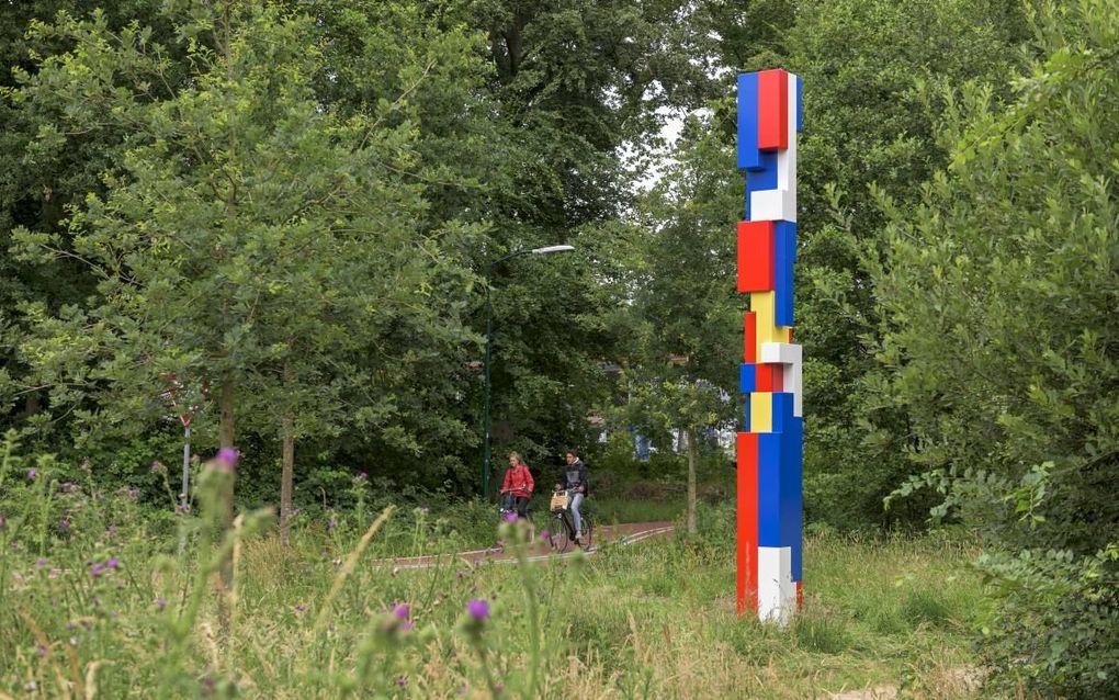 Langs de toekomstige snelfietsroute Amersfoort-Utrecht staan tien beelden die naar het werk van Mondriaan en Rietveld verwijzen. De kunst moet eraan bijdragen dat de route als fietssnelweg wordt ingericht. beeld Dirk Verwoerd