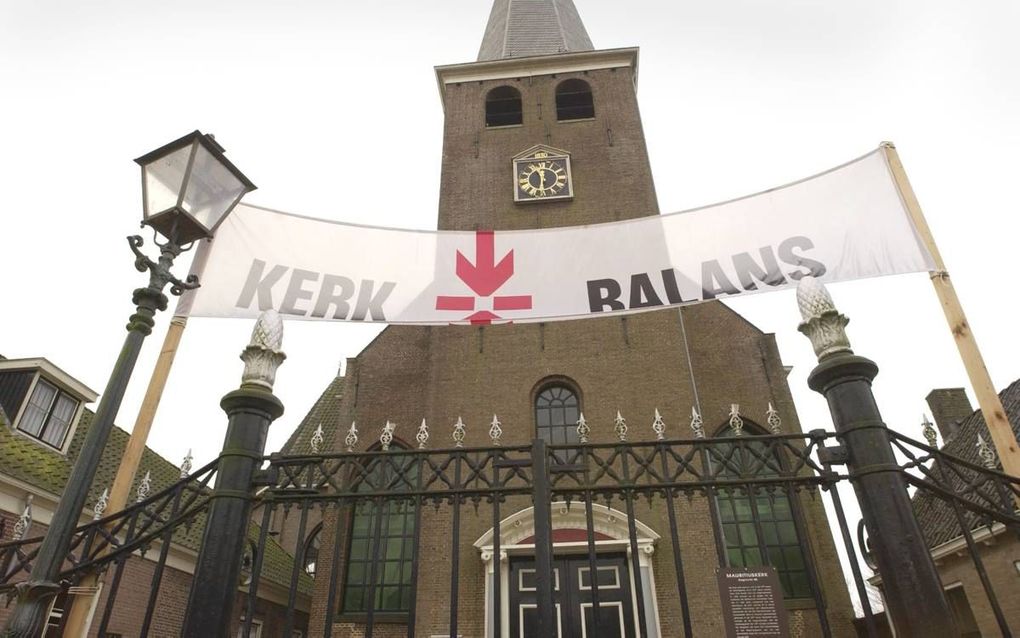 Spandoek van de actie Kerkbalans. beeld Frans Andringa