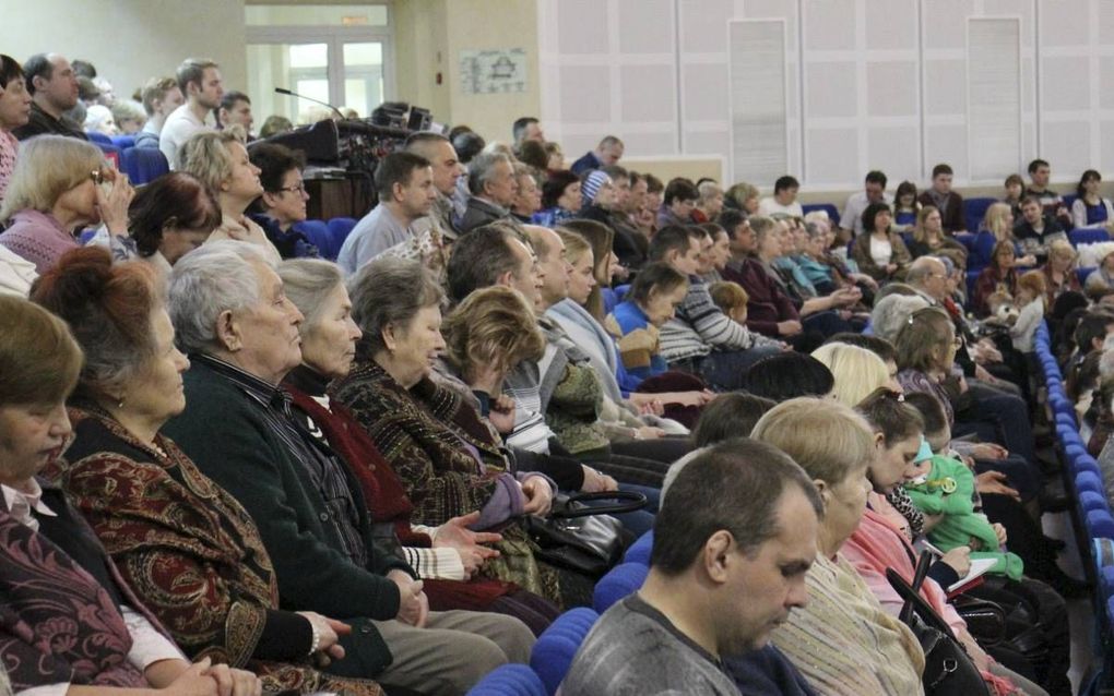 Kerkgangers in Rusland bestaan volgens onderzoeker Roman Loenkin voor een relatief groot deel uit voormalig vervolgde christenen. beeld William Immink