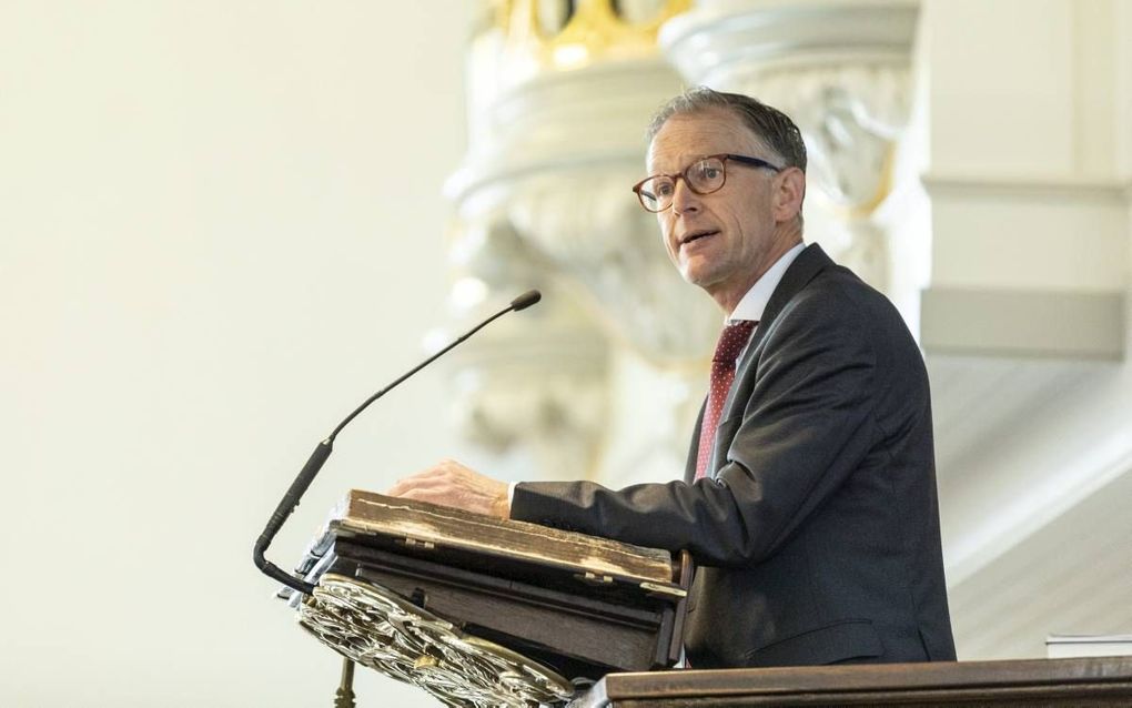 Prof. Moehn sprak zaterdag op de bondsdag van de Hervormde Mannenbond in de Oude Kerk van Putten. beeld André Dorst