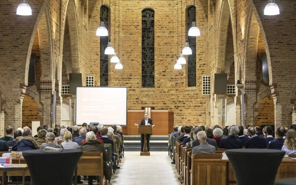 Stichting Bijbeluitleg Vroege Kerk vierde zaterdag in de Apeldoornse Victorkerk haar tienjarig jubileum. beeld André Dorst