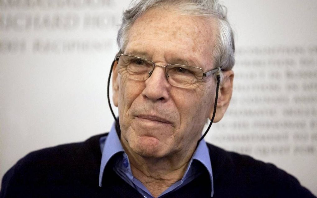 Amos Oz. beeld EPA, ABIR SULTAN