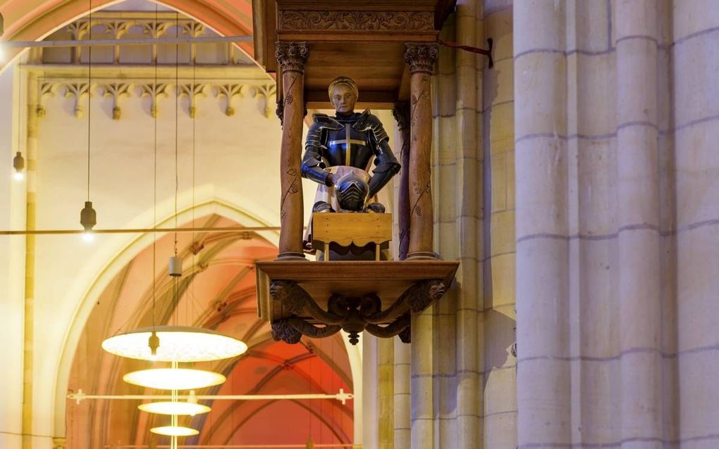 Het harnas van Karel van Gelre in de Eusebiuskerk in Arnhem is aan restauratie toe. beeld Stichting Eusebius Arnhem, Jan Adelaar