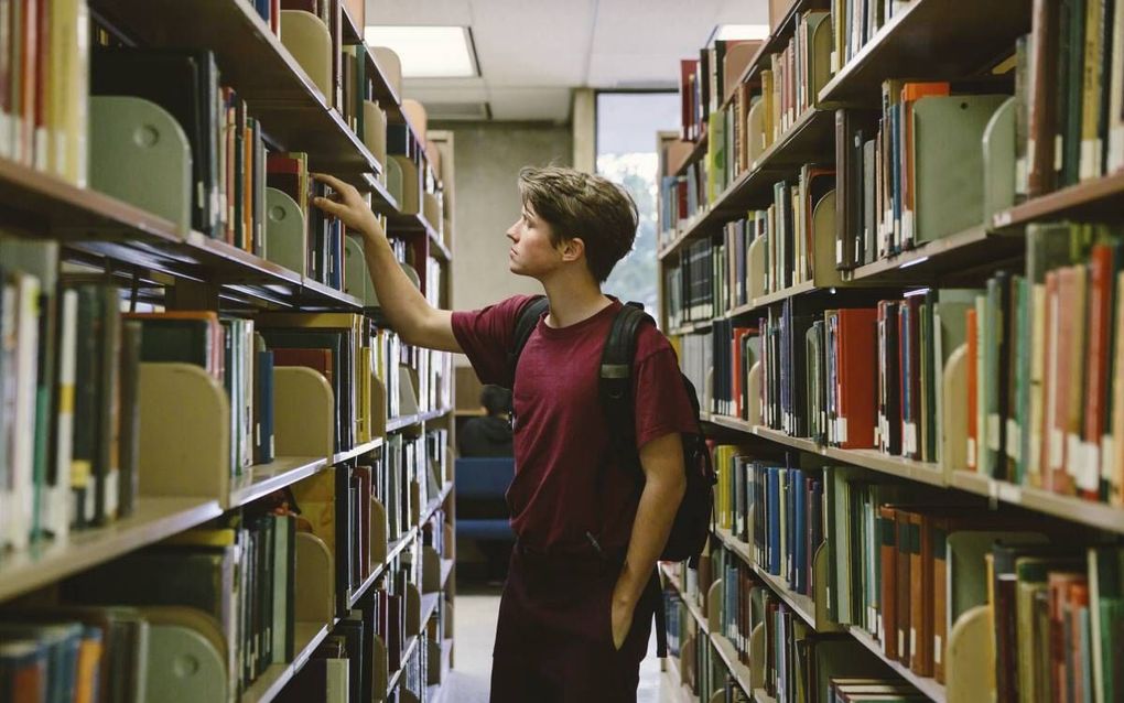 Predikantenmasters trekken relatief weinig studenten. Universiteiten geven aan dat de voorkeur van veel studenten ligt bij masters waarmee zij dienstbaar kunnen zijn aan de breedte van kerk en samenleving.  beeld iStock