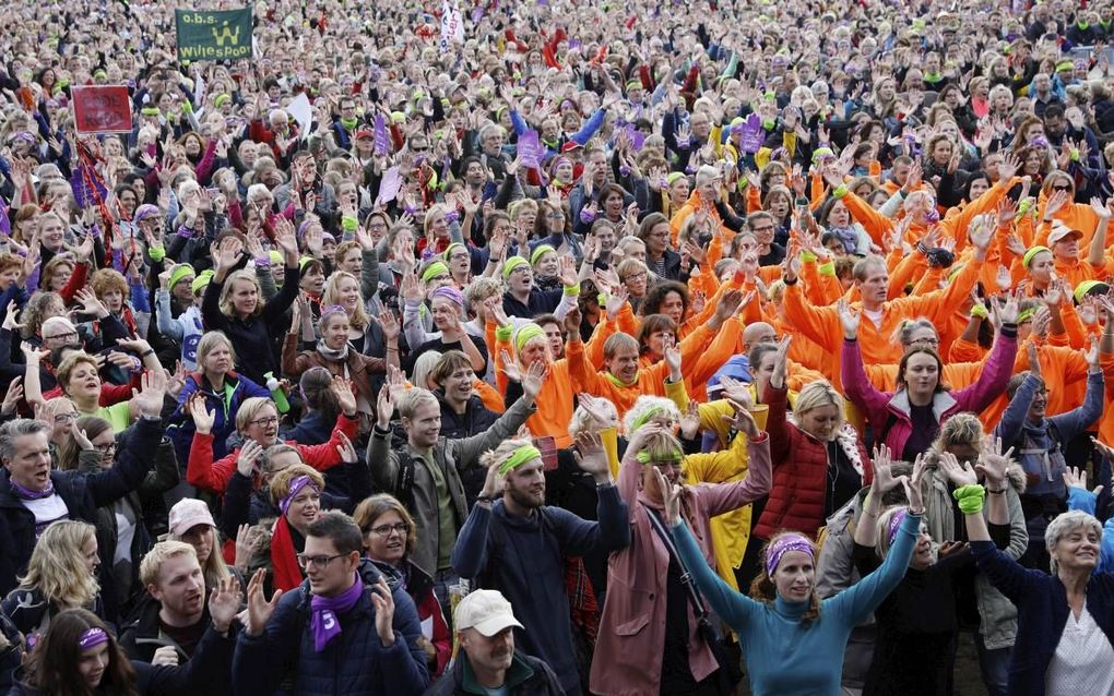 Een van de lerarenstakingen die de afgelopen jaren in Den Haag plaatsvonden. Vrijdag gaan docenten opnieuw demonstreren voor meer geld en minder werkdruk. beeld ANP, Bas Czerwinski