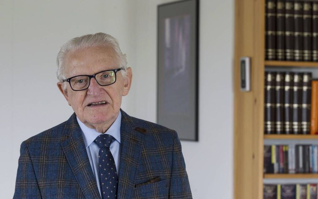 Met zijn autobiografie zette prof. J. Douma een punt achter zijn publicitaire arbeid. beeld Anton Dommerholt