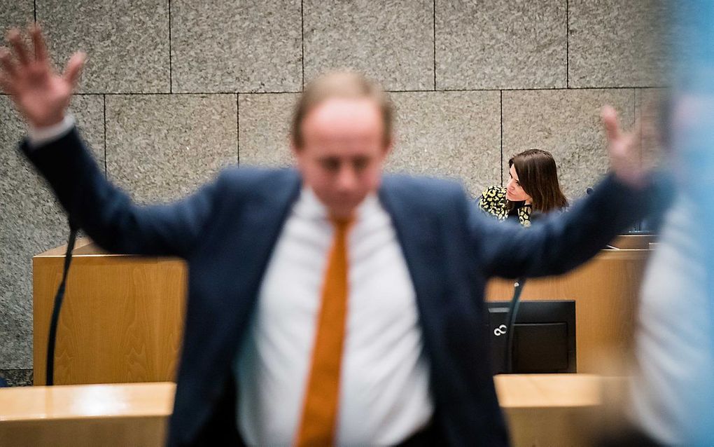 SGP-leider Van der Staaij tijdens het Kamerdebat over de afgeblazen verhuizing van de marinierskazerne. beeld ANP