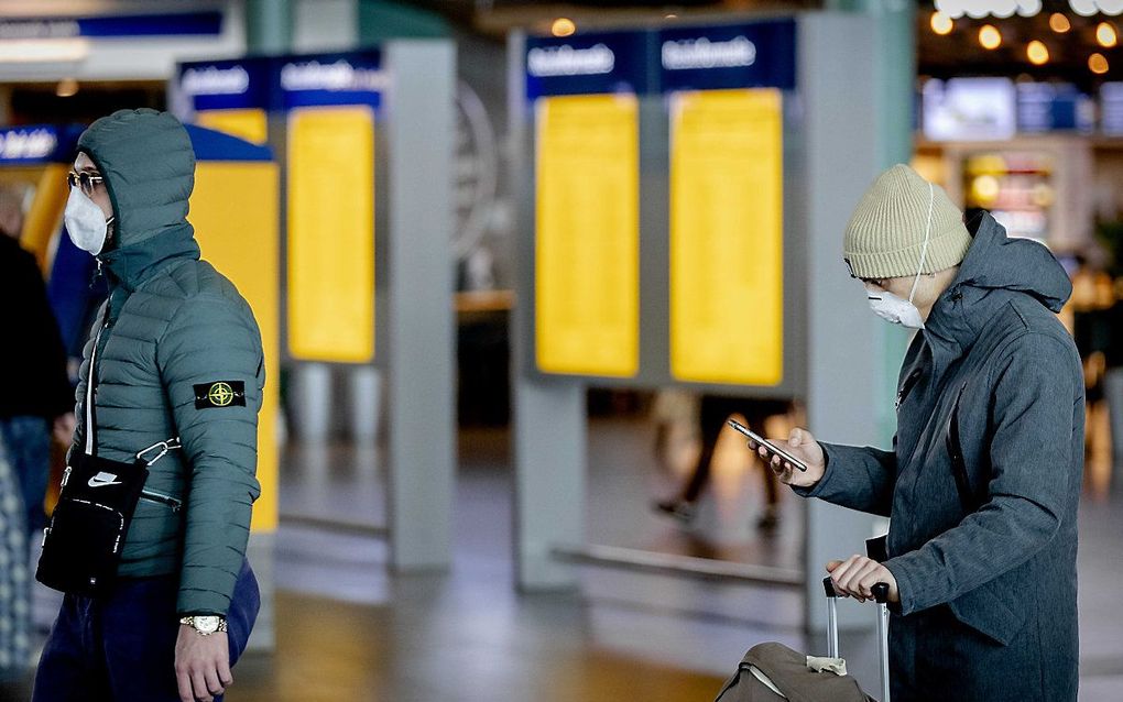 Reizigers op Schiphol. beeld ANP