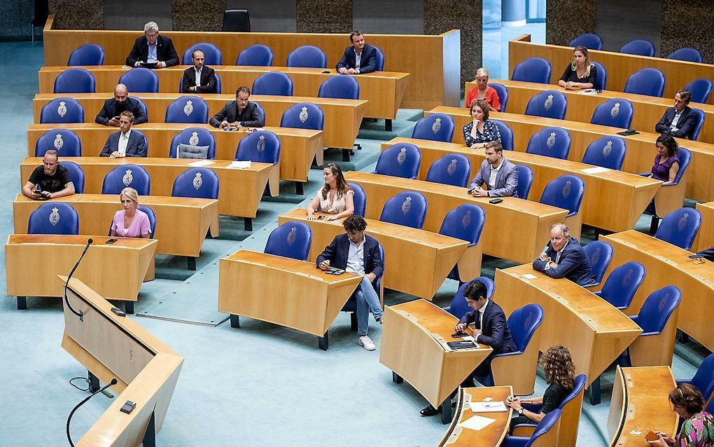 Overzicht van de stemmingen in de Tweede Kamer na afloop van het debat over de waardering van zorgmedewerkers. beeld ANP