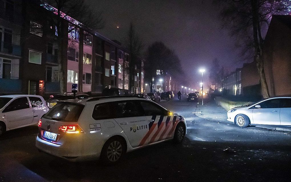 Politie in de Groningse wijk Paddepoel. beeld ANP