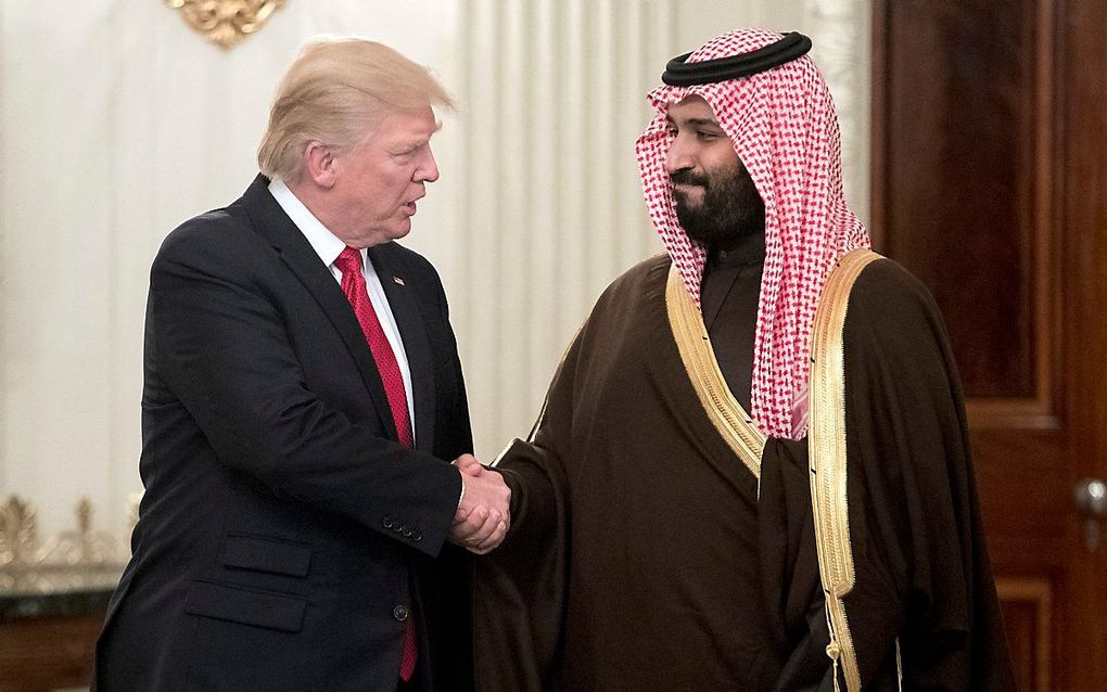 Saudi-Arabië-kenner Paul Aerts waarschuwt voor de „valkuil” die de Saudische kroonprins Mohammed Bin Salman (foto) het Westen voorhoudt. „Hij zegt terug te willen naar de gematigde islam van voor 1979. Maar die islam was al uitermate conservatief.” beeld 