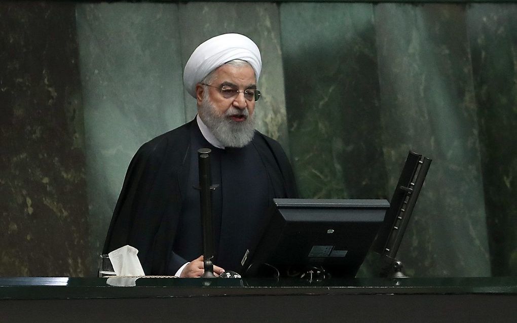 De Iraanse president Rohani benadrukt dat Iran oliesmokkel zal blijven bestrijden. Iran braxcht maandag opnieuw een schip in de Perzische Golf op. beeld AFP