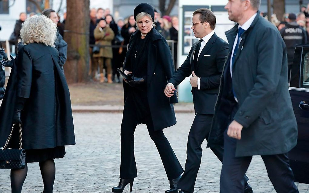 Prinses Laurentien en de Zweedse prins Daniël. beeld AFP