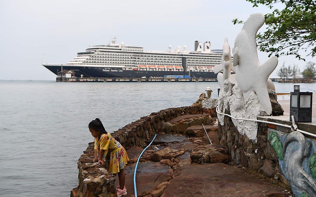 De passagiers van het Nederlandse cruiseschip Westerdam, dat in Cambodja is aangemeerd, hebben negatief op het coronavirus getest. beeld AFP