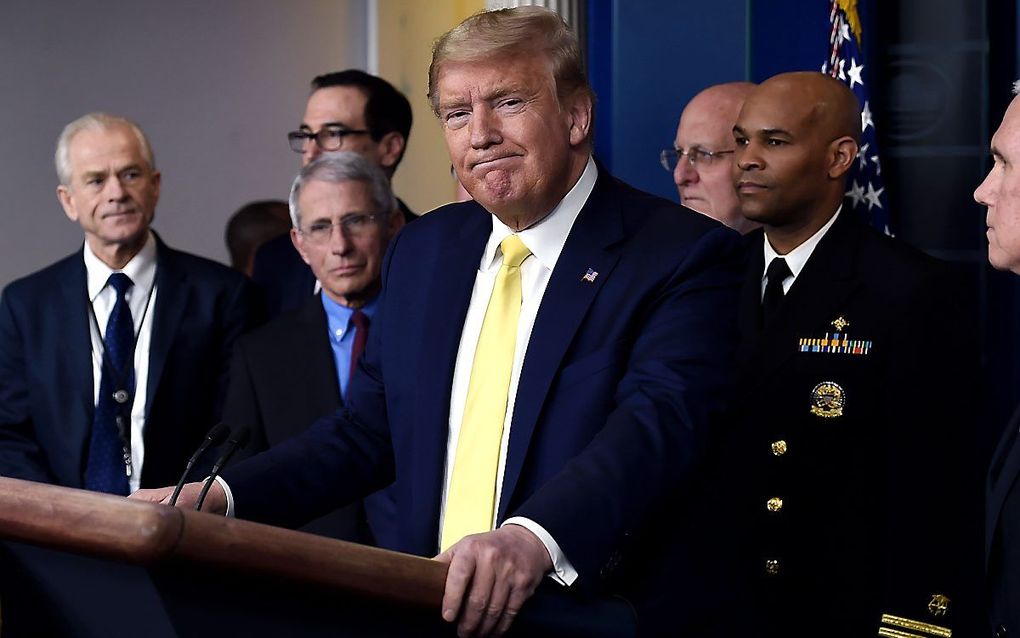 De Amerikaanse president Trump kondigde dinsdag een tijdelijk inreisverbod voor de meeste Europeanen aan. beeld AFP