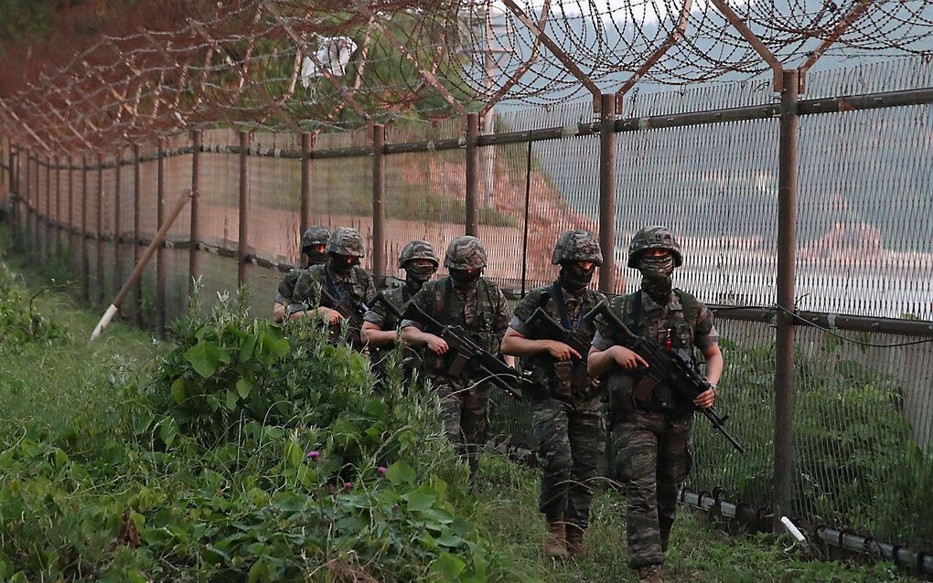 Zuid-Koreaanse troepen aan de grens. beeld AFP