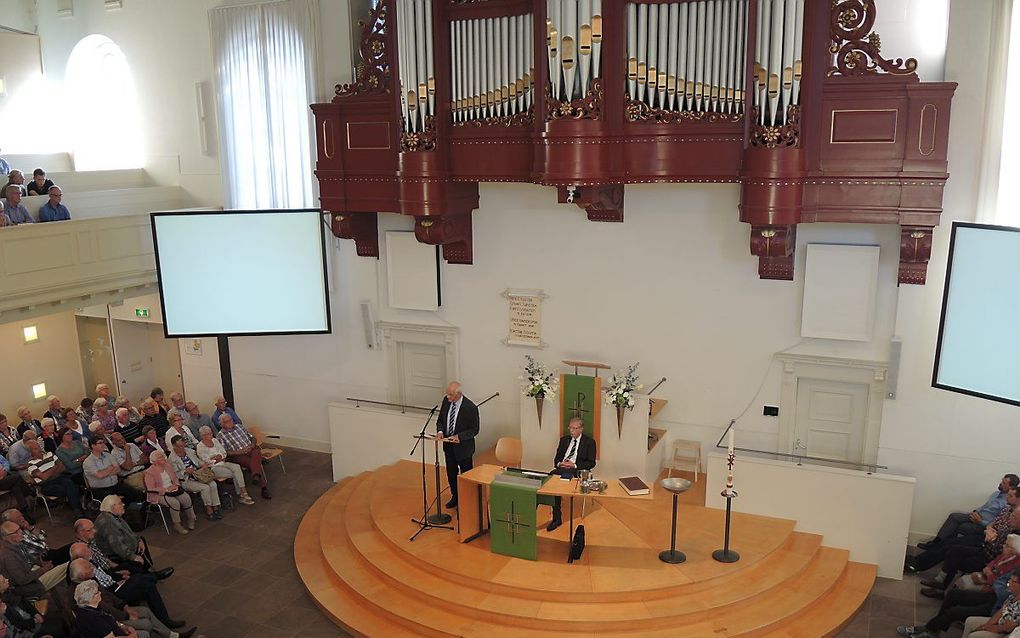 Foto: In Bedum werd in juli 2017 een avond gehouden voor vrijgemaakt gereformeerden die het niet eens zijn met de besluiten van de generale synode van de Gereformeerde Kerken vrijgemaakt (GKV) over de vrouw in het ambt en de toenadering tot de Nederlands 