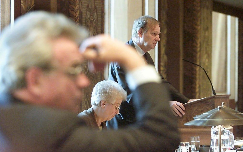 ChristenUnie-senator Egbert Schuurman tijdens de behandeling van de euthanasiewet in de Eerste Kamer. beeld ANP, Ed Oudenaarden