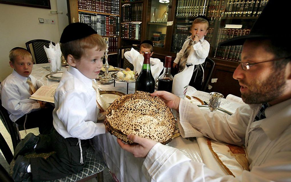 De Joden stellen op seideravond, in de aanloop naar Pesach, een heel mooie en ontdekkende vraag: waarin verschilt deze avond van alle andere avonden? beeld