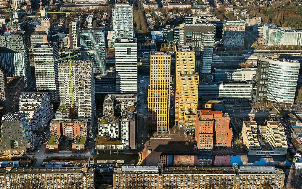 Kantoorpanden op de Zuidas in Amsterdam Zuid. beeld ANP