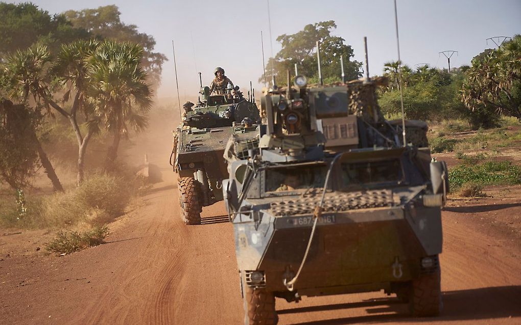 Franse militairen bij de grens tussen Mali en Burkina Faso. beeld AFP