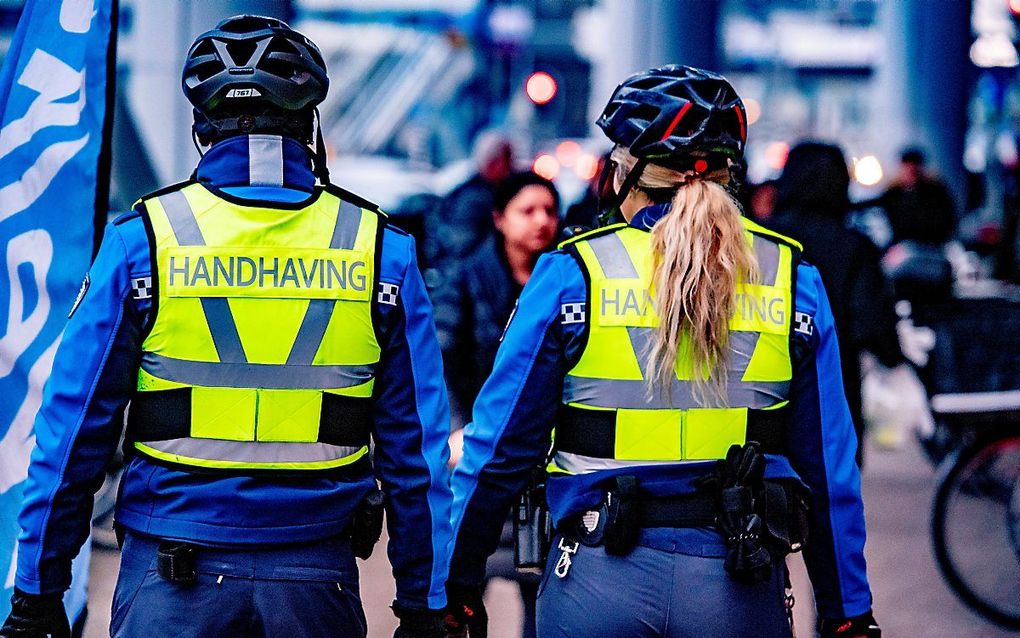 „Binnenkort zijn we allemaal boa.” beeld ANP, Robin Utrecht