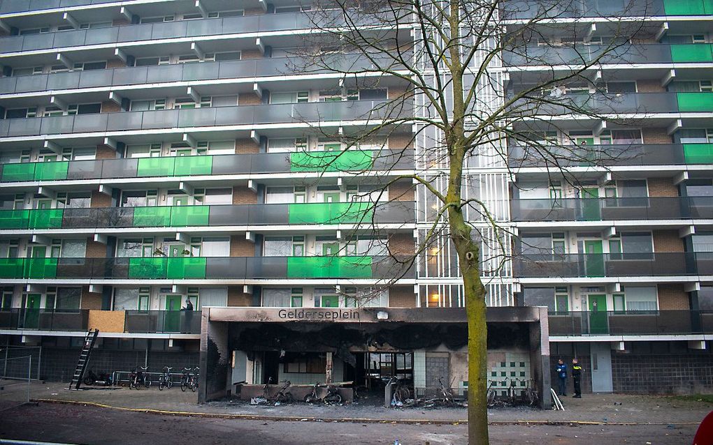 De flat aan het Gelderseplein, een dag na de brand. beeld ANP