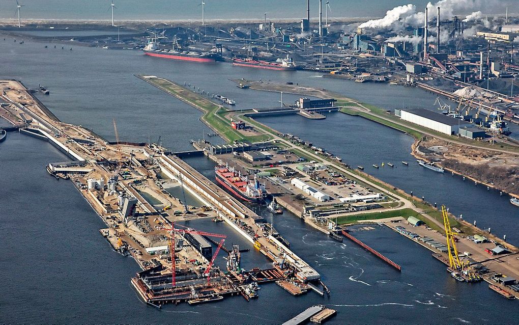 Tata Steel Ijmuiden vanuit de lucht. beeld ANP