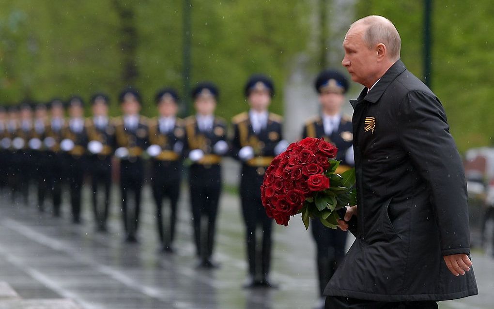 Vladimir Poetin tijdens de ceremonie in Moskou. beeld EPA