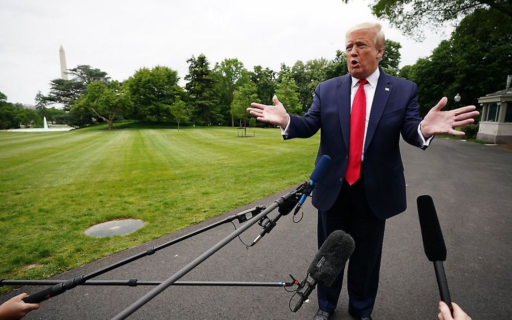 De Amerikaanse president Trump legt uit waarom de VS uit het verdrag willen stappen. beeld AFP