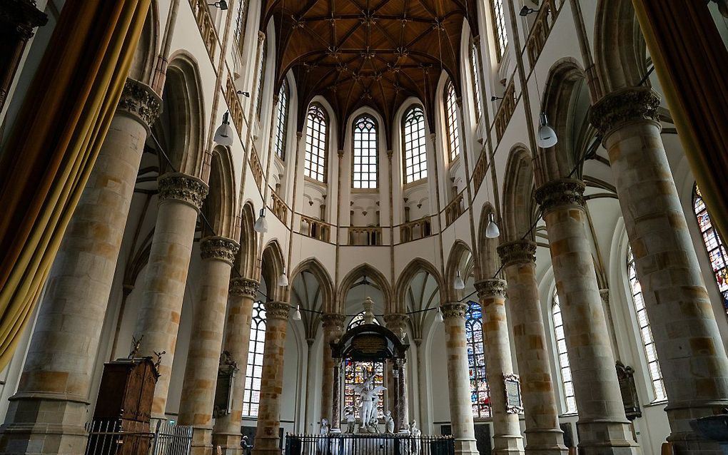 Het interieur van de Grote kerk of Sint-Jacobskerk. Omdat op deze locatie meer afstand tussen mensen kan worden gehouden, vindt Prinsjesdag vanwege het coronavirus niet plaats in de Ridderzaal maar in de Grote Kerk. beeld ANP, Bart Maat